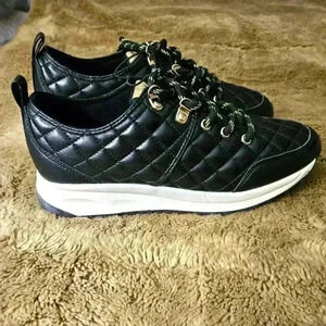 RACHEL ZOE Black patterned tennies. NWOT Size 7.5